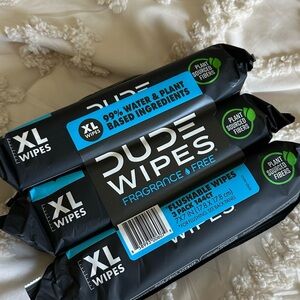 XL Fragrance-Free Flushable Wipes - Black/Blue